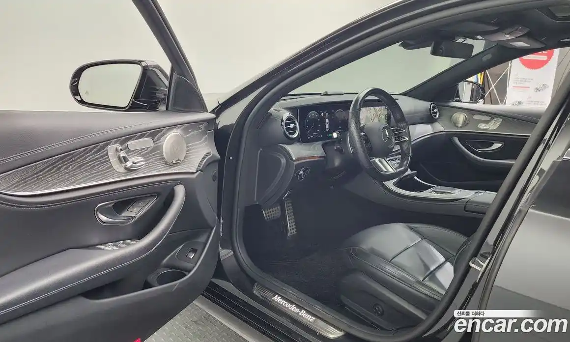 Mercedes-Benz E-Class 2021 2.0 Автомат в Москве № 161138, фото 8