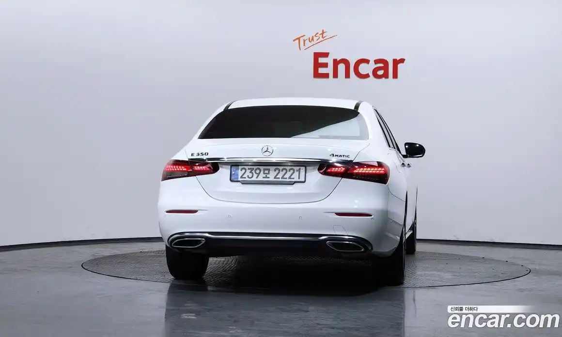 Mercedes-Benz E-Class 2021 2.0 Автомат в Москве № 161142, фото 11