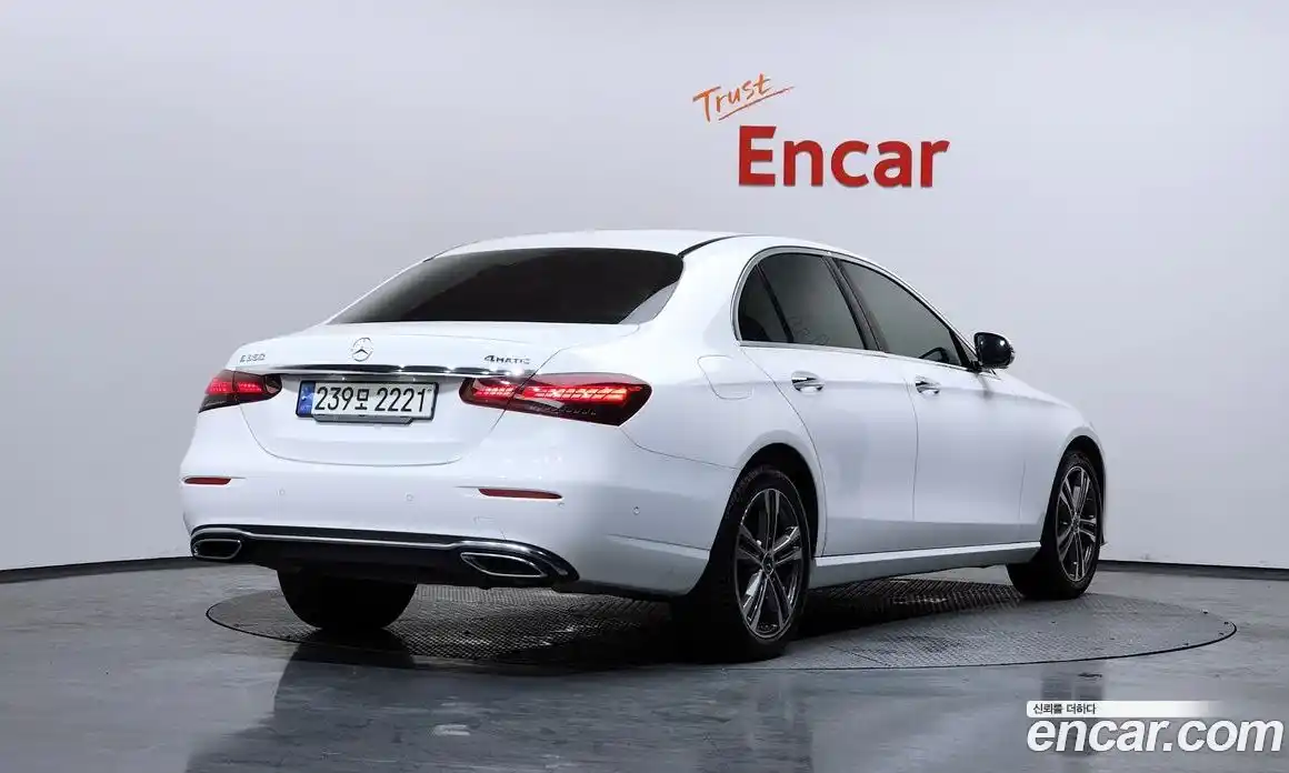 Mercedes-Benz E-Class 2021 2.0 Автомат в Москве № 161142, фото 15