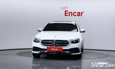 Mercedes-Benz E-Class 2021 2.0 Автомат в Москве № 161142, миниатюра 7