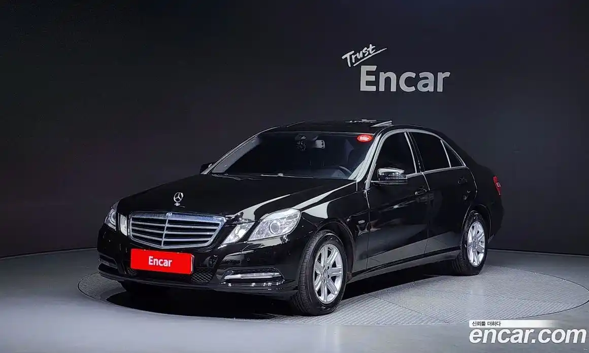 Mercedes-Benz E-Class 2012 1.8 Автомат в Москве № 161804, фото 11