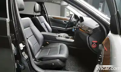 Mercedes-Benz E-Class 2012 1.8 Автомат в Москве № 161804, миниатюра 6