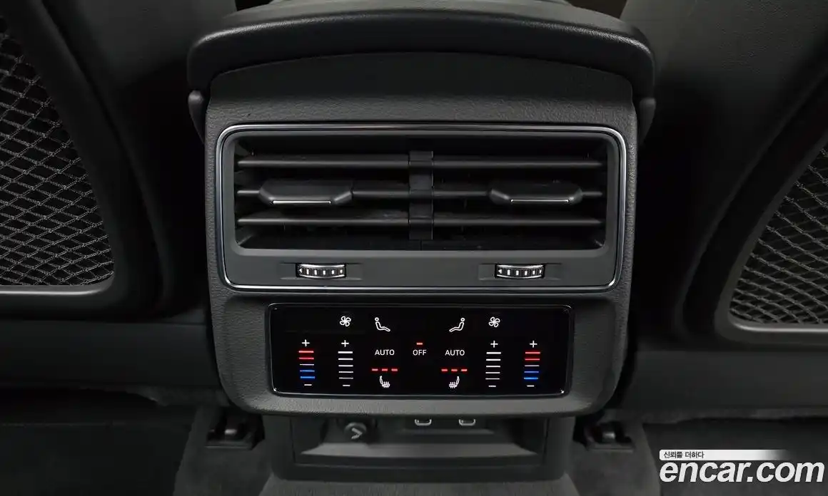 Audi Q8 2025 3.0 Автомат в Москве № 162323, фото 8