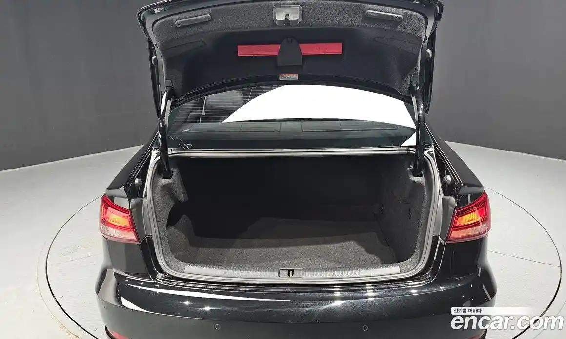 Audi A3 2018 2.0 Автомат в Москве № 163152, фото 20