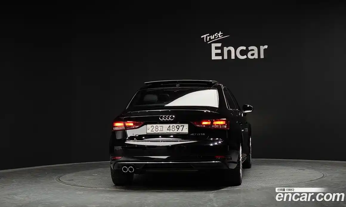 Audi A3 2018 2.0 Автомат в Москве № 163152, фото 4