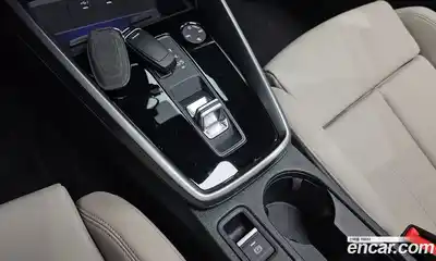 Audi A3 2023 2.0 Автомат в Москве № 163232, миниатюра 3