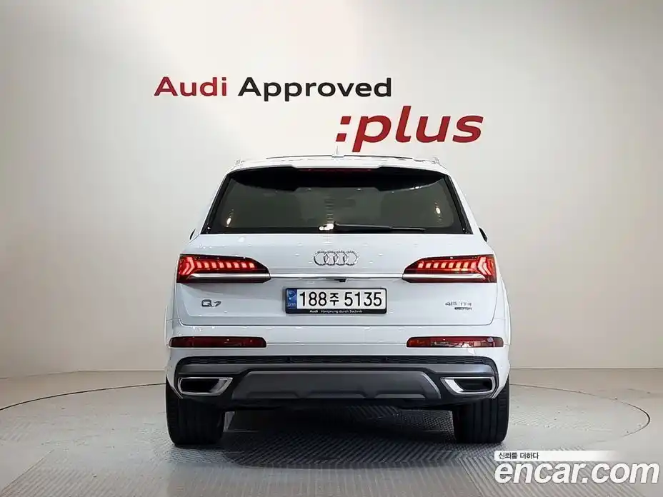 Audi Q7 2022 3.0 Автомат в Москве № 164121, фото 3