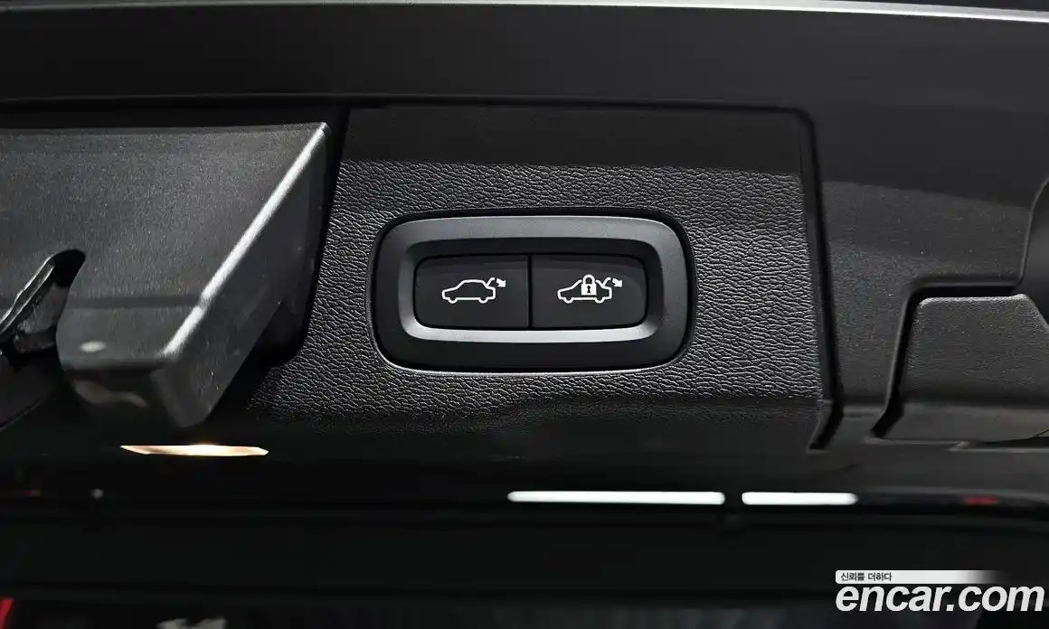 Volvo XC60 2020 2.0 Автомат в Москве № 164348, фото 11