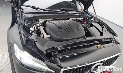 Volvo V60 2021 2.0 Автомат в Москве № 164352, миниатюра 2