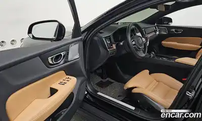 Volvo V60 2021 2.0 Автомат в Москве № 164352, миниатюра 7