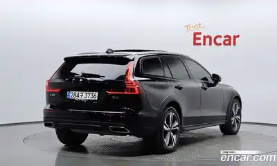Volvo V60 2021 2.0 Автомат в Москве № 164352, миниатюра 8
