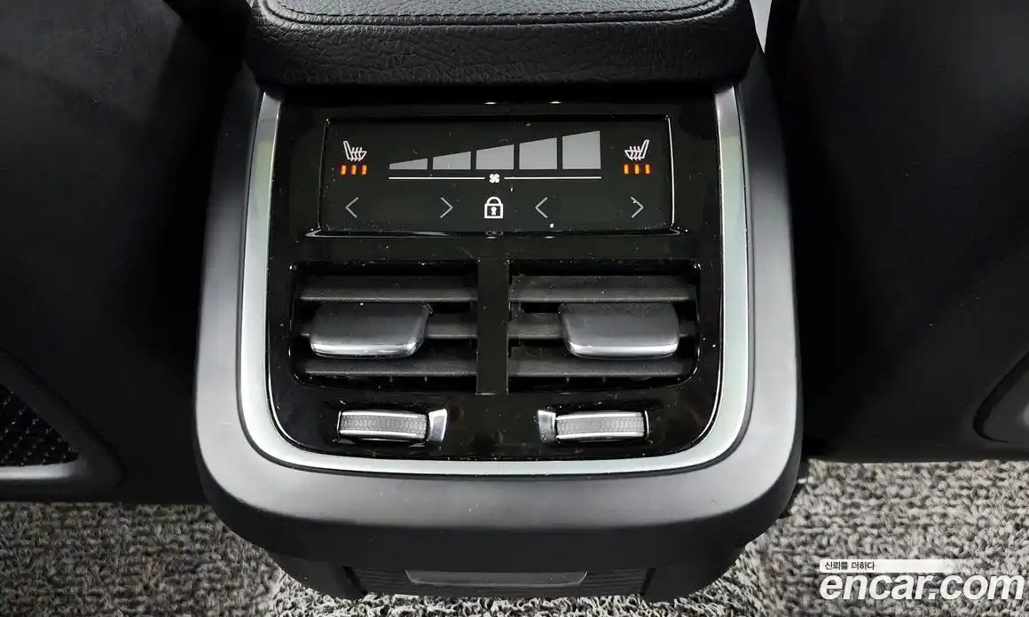 Volvo V90 2018 2.0 Автомат в Москве № 164681, фото 12