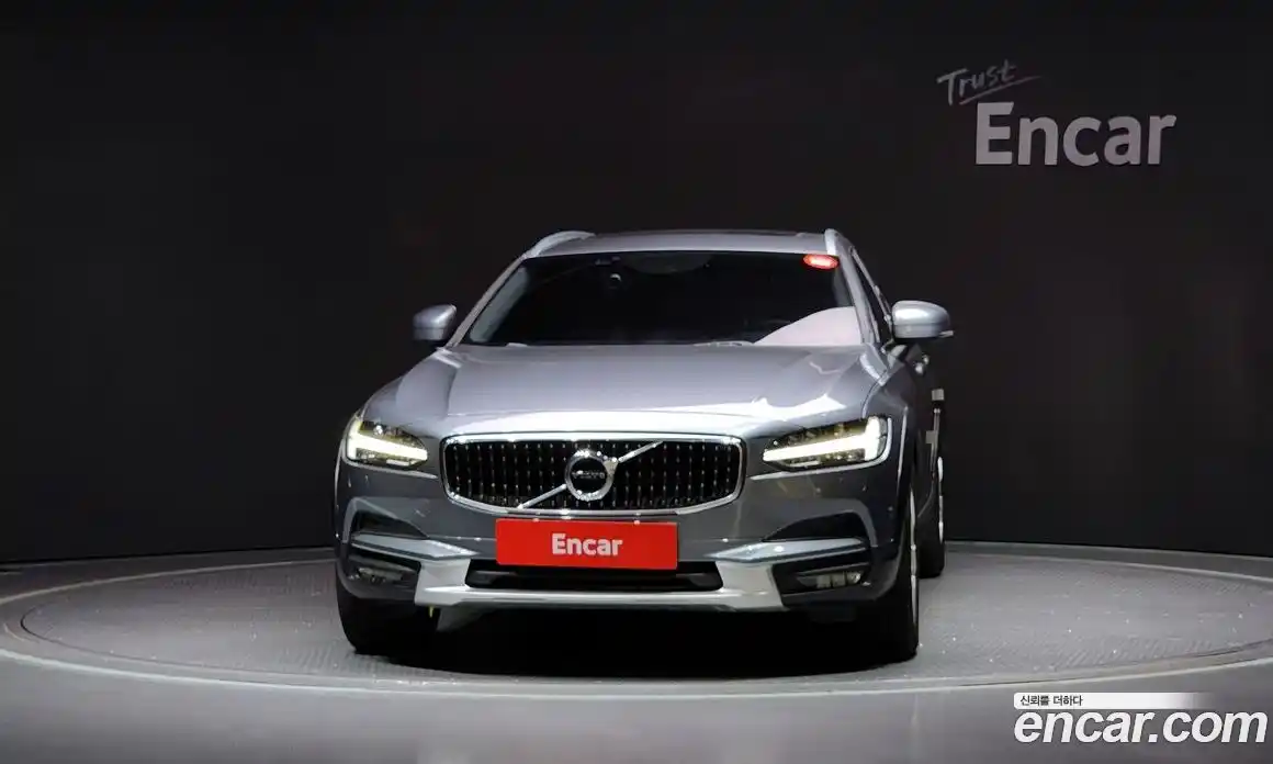 Volvo V90 2018 2.0 Автомат в Москве № 164681, фото 20