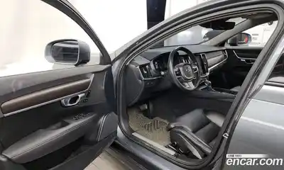 Volvo V90 2018 2.0 Автомат в Москве № 164681, миниатюра 9