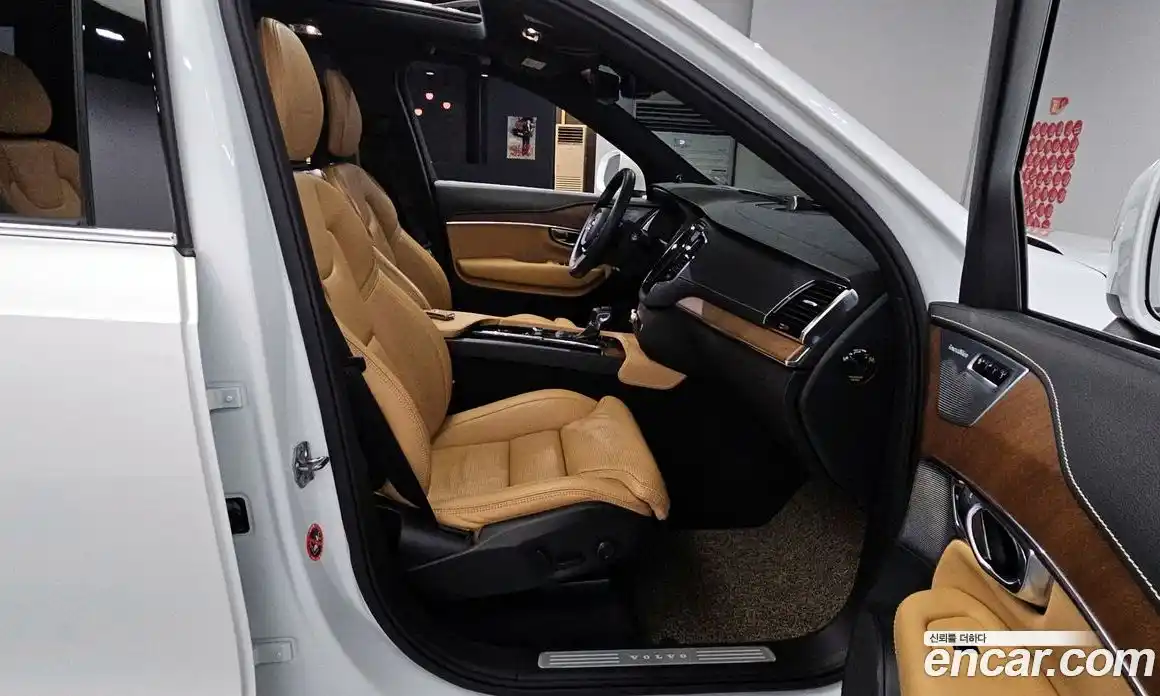 Volvo XC90 2018 2.0 Автомат в Москве № 164714, фото 13