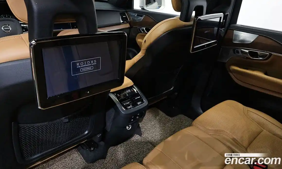 Volvo XC90 2018 2.0 Автомат в Москве № 164714, фото 14