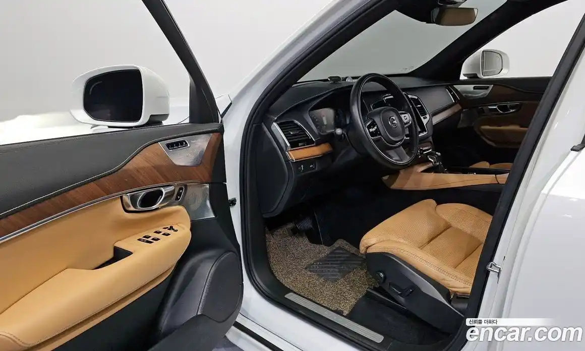 Volvo XC90 2018 2.0 Автомат в Москве № 164714, фото 16