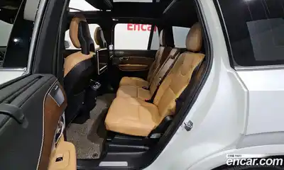 Volvo XC90 2018 2.0 Автомат в Москве № 164714, миниатюра 2