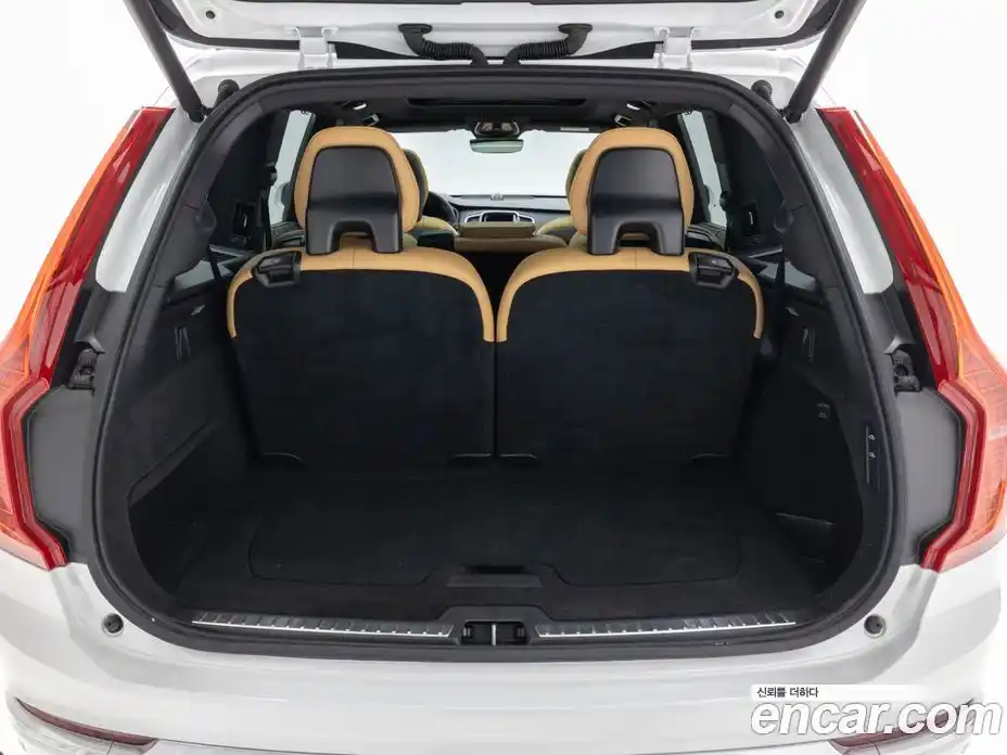 Volvo XC90 2024 2.0 Автомат в Москве № 164746, фото 17