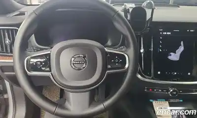 Volvo V60 2024 2.0 Автомат в Москве № 164778, миниатюра 9