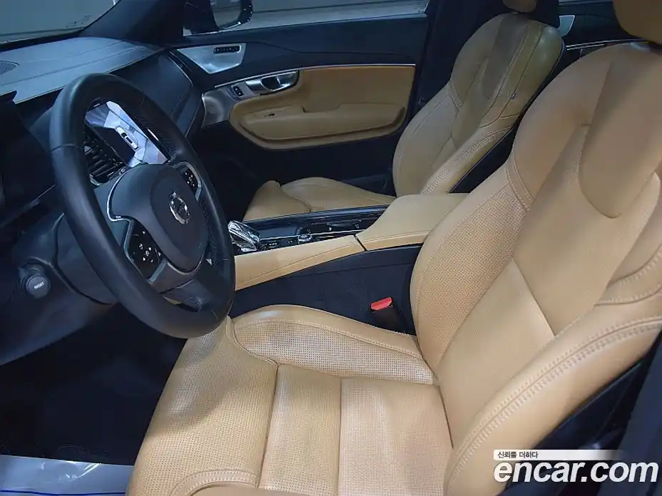 Volvo XC90 2023 2.0 Автомат в Москве № 164808, фото 5