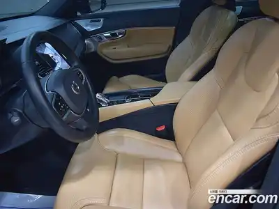 Volvo XC90 2023 2.0 Автомат в Москве № 164808, миниатюра 5