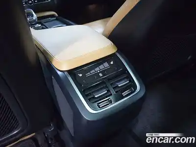 Volvo XC90 2023 2.0 Автомат в Москве № 164808, миниатюра 7