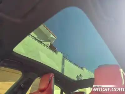 Porsche Taycan 2023 1.0 Автомат в Москве № 165201, миниатюра 3