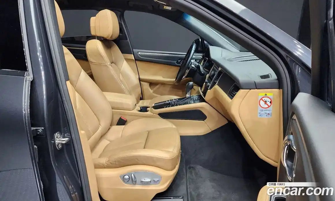 Porsche Macan 2017 2.0 Автомат в Москве № 165286, фото 14