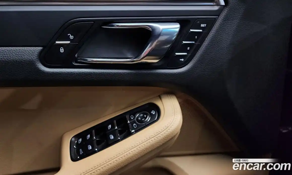 Porsche Macan 2017 2.0 Автомат в Москве № 165286, фото 18