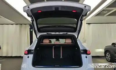 Porsche Cayenne, 2021