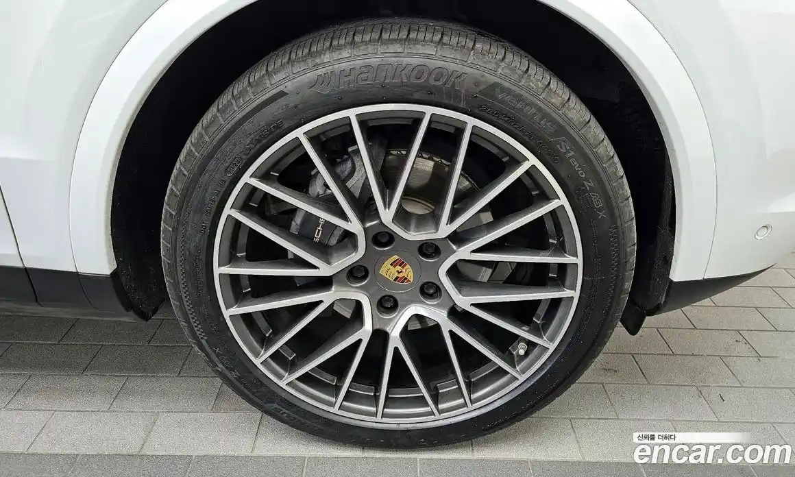 Porsche Cayenne 2021 3.0 Автомат в Москве № 165353, фото 12