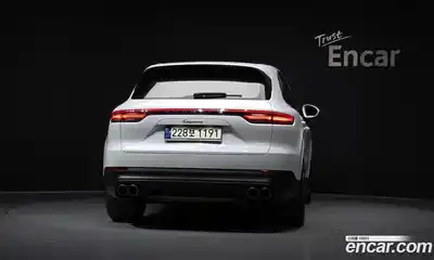 Porsche Cayenne 2021 3.0 Автомат в Москве № 165353, миниатюра 9