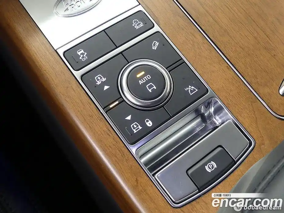 Land Rover Range-Rover 2020 5.0 Автомат в Москве № 166752, фото 17