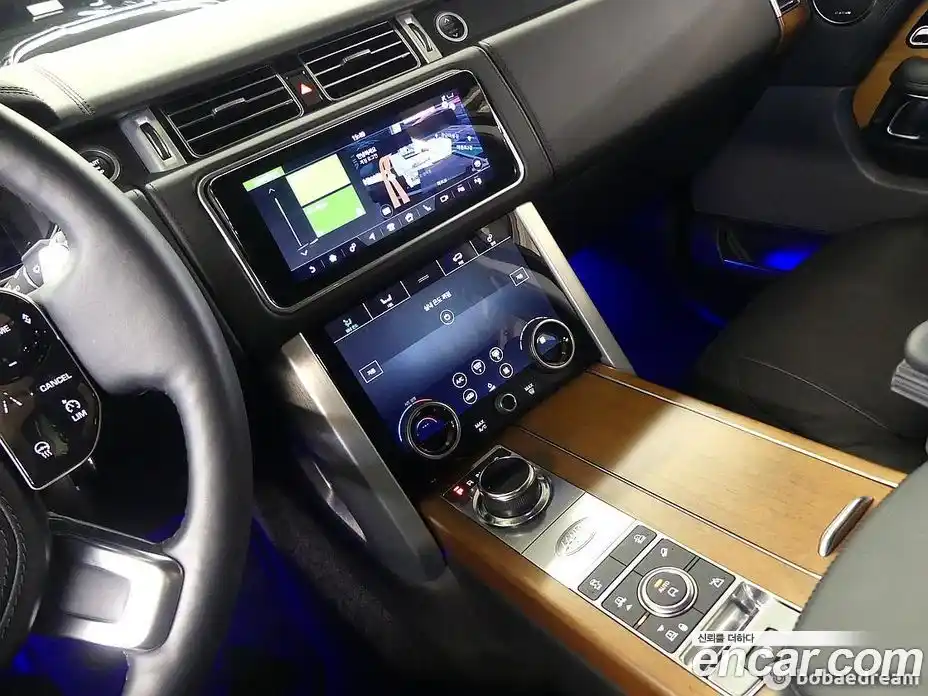 Land Rover Range-Rover 2020 5.0 Автомат в Москве № 166752, фото 18