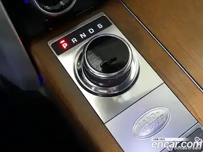 Land Rover Range-Rover 2020 5.0 Автомат в Москве № 166752, миниатюра 9