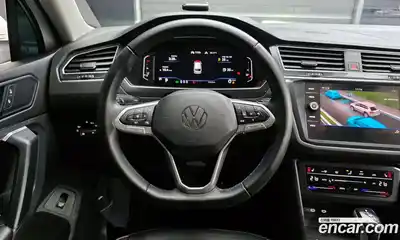 Volkswagen Tiguan 2023 2.0 Автомат в Москве № 168527, миниатюра 12