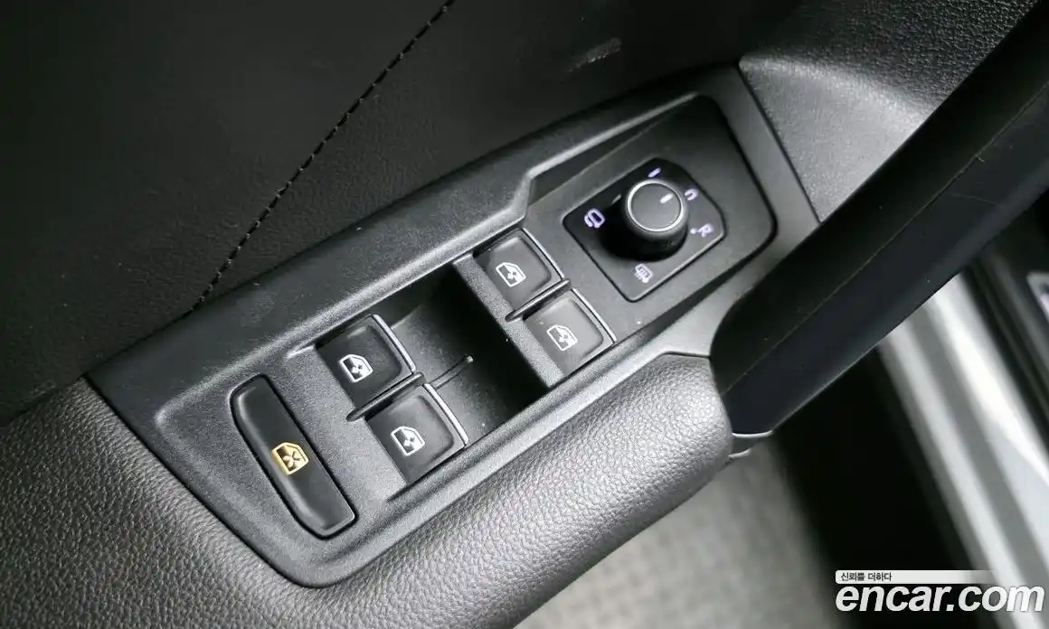 Volkswagen Tiguan 2023 2.0 Автомат в Москве № 168527, фото 15