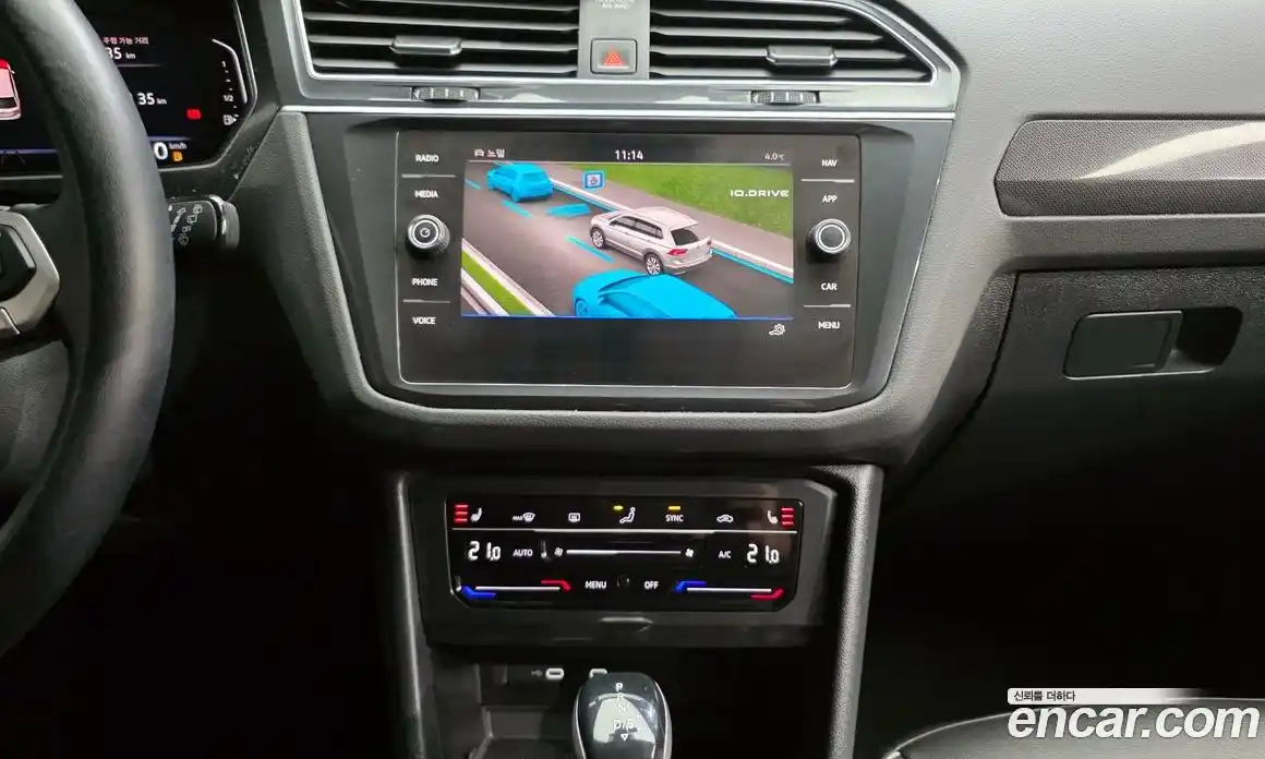 Volkswagen Tiguan 2023 2.0 Автомат в Москве № 168527, фото 8