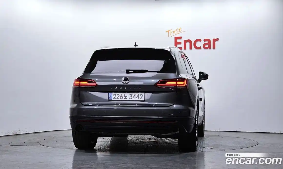 Volkswagen Touareg 2020 3.0 Автомат в Москве № 169032, фото 13