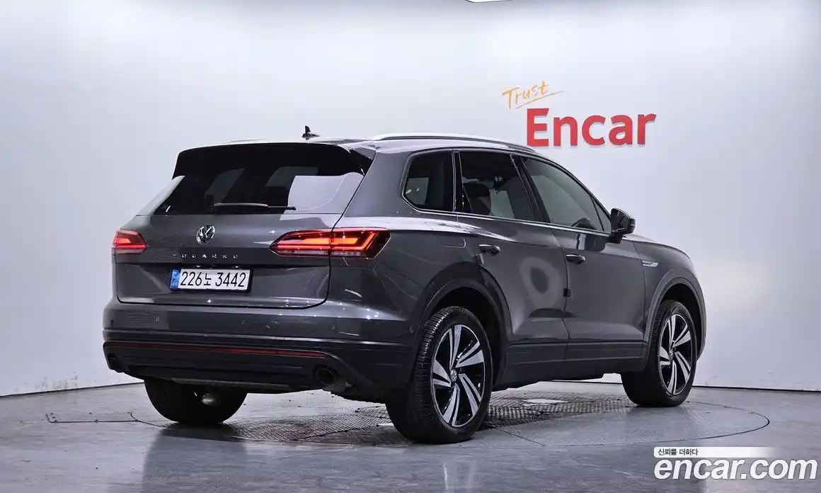 Volkswagen Touareg 2020 3.0 Автомат в Москве № 169032, фото 20