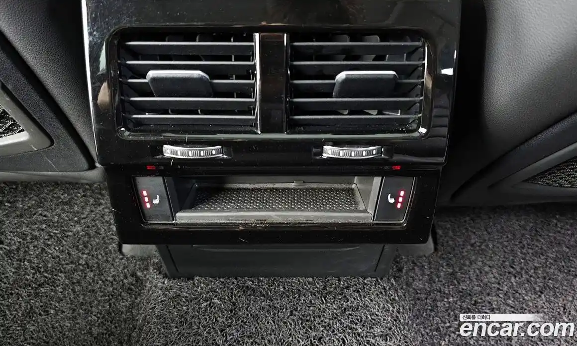 Volkswagen Touareg 2020 3.0 Автомат в Москве № 169032, фото 3