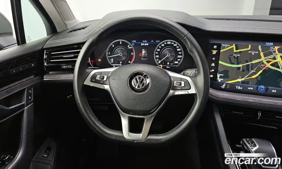 Volkswagen Touareg 2020 3.0 Автомат в Москве № 169032, фото 7
