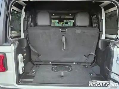 Jeep Wrangler 2024 2.0 Автомат в Москве № 169938, миниатюра 7