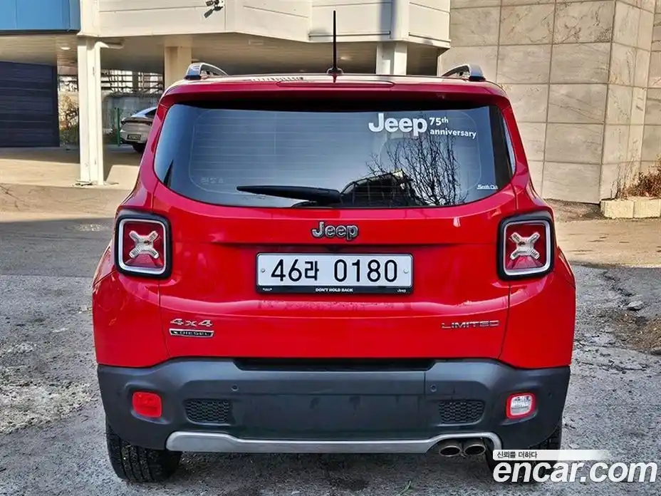 Jeep Renegade 2015 2.0 Автомат в Москве № 170031, фото 4
