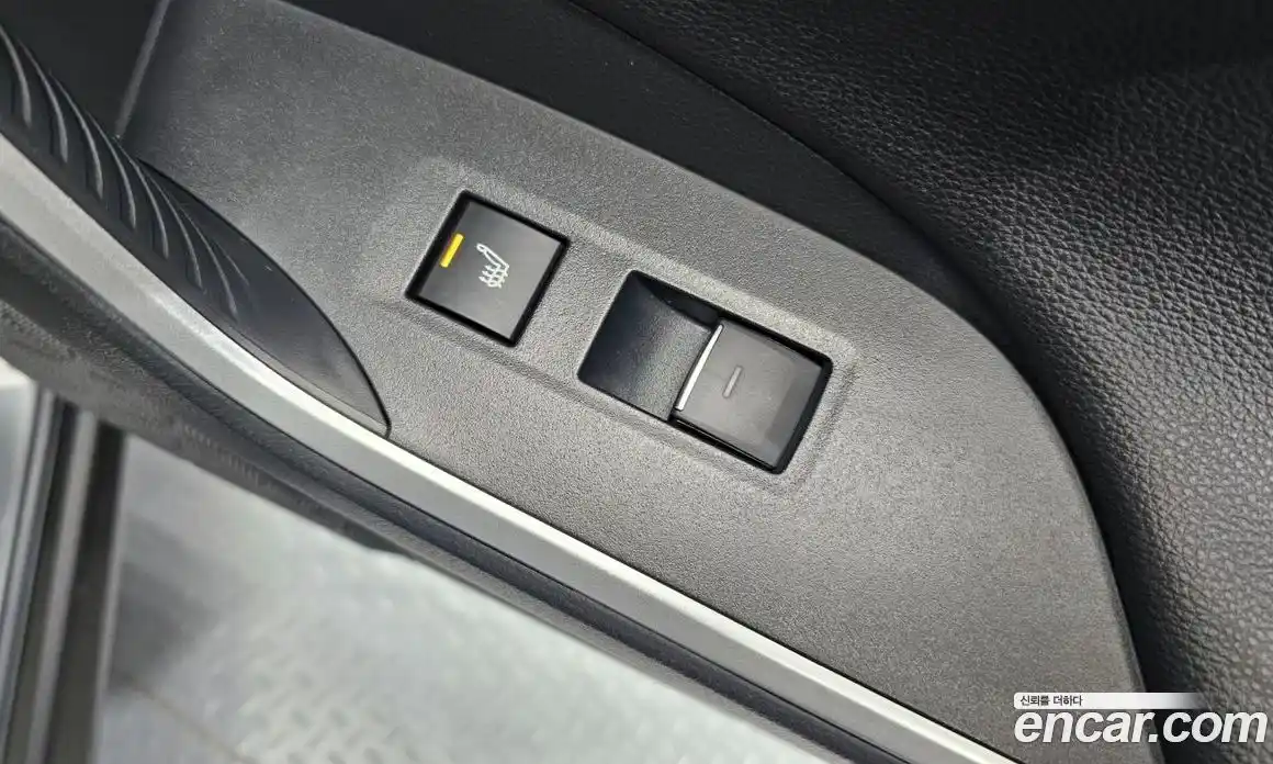 Toyota RAV4 2023 2.5 Автомат в Москве № 170218, фото 12