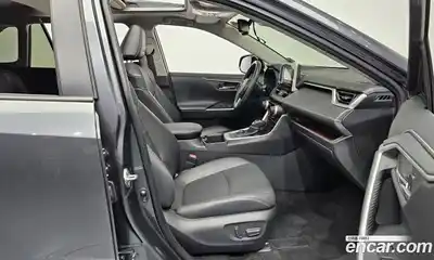 Toyota RAV4 2023 2.5 Автомат в Москве № 170218, миниатюра 6