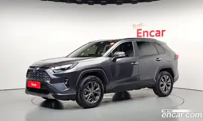 Toyota RAV4 2023 2.5 Автомат в Москве № 170218, миниатюра 7