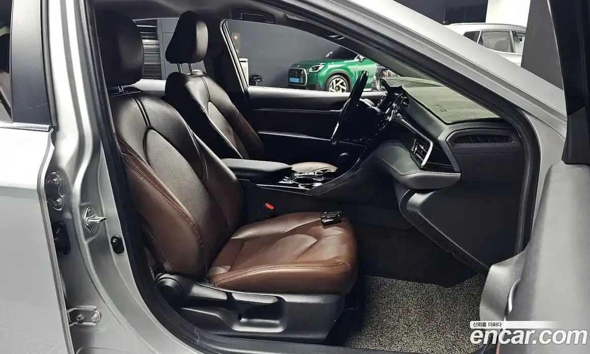 Toyota Camry 2021 2.5 Автомат в Москве № 170265, фото 18