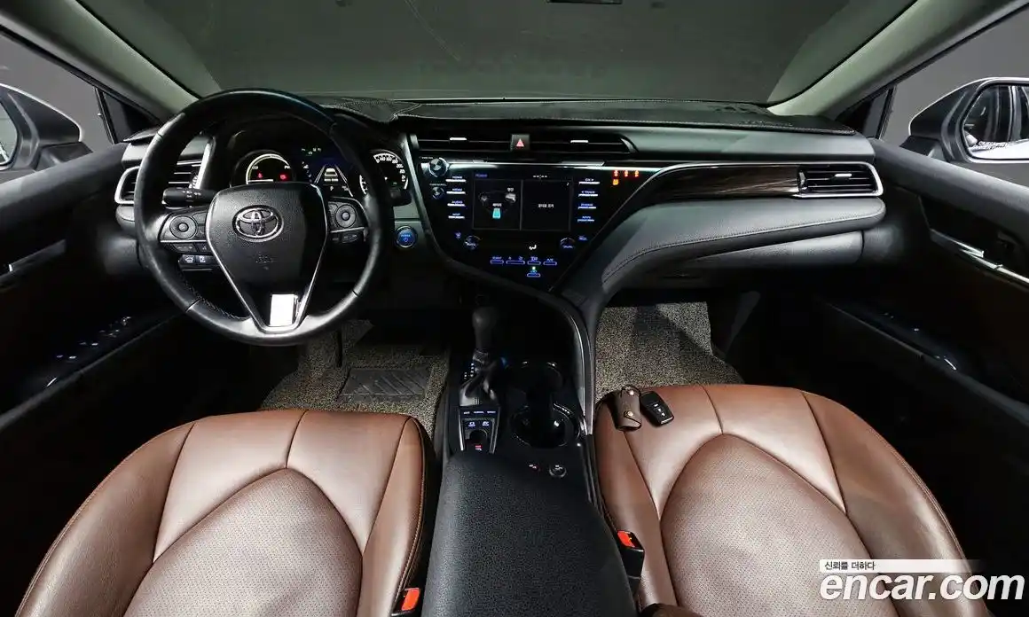 Toyota Camry 2021 2.5 Автомат в Москве № 170265, фото 3